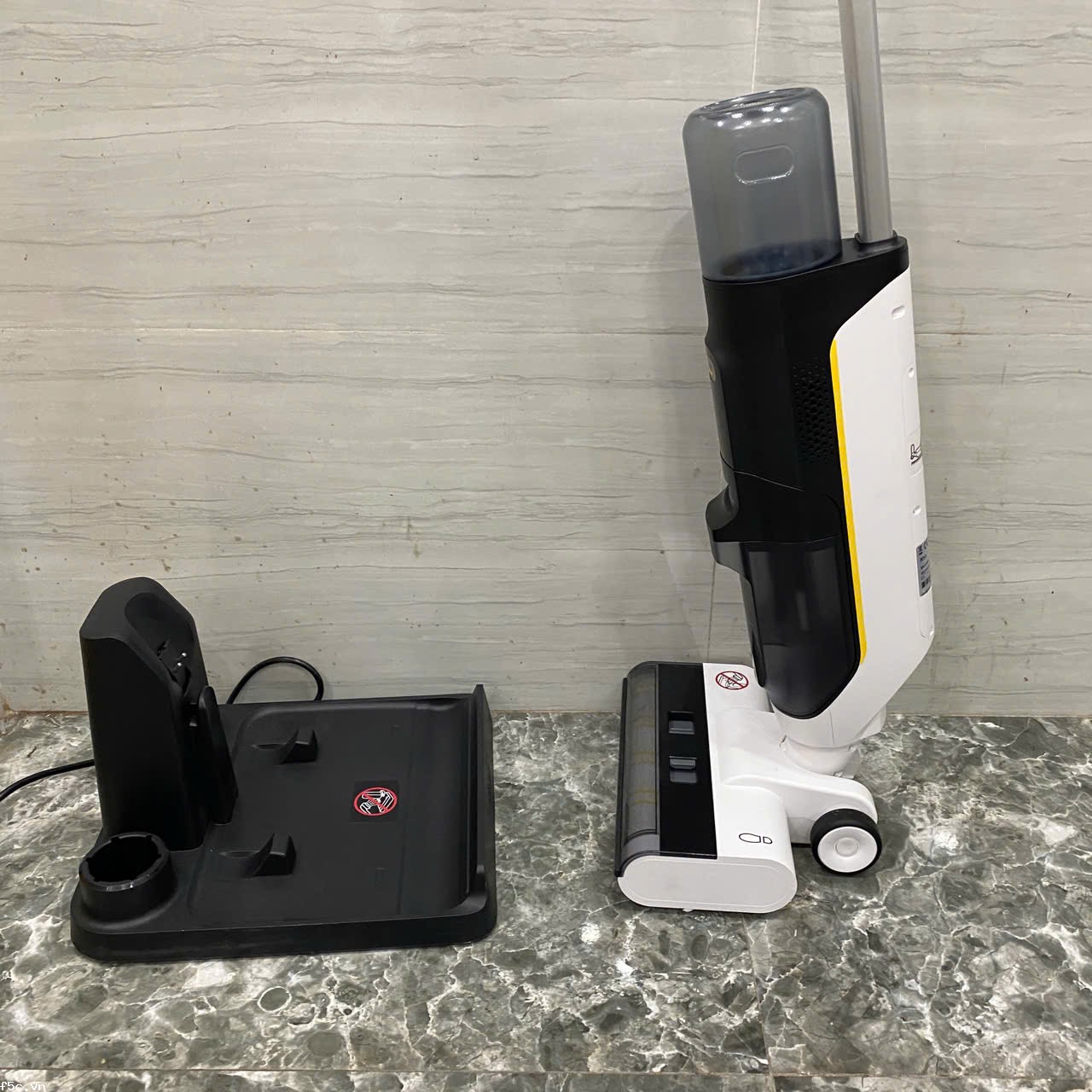 Máy hút bụi & lau sàn Karcher FCV 3