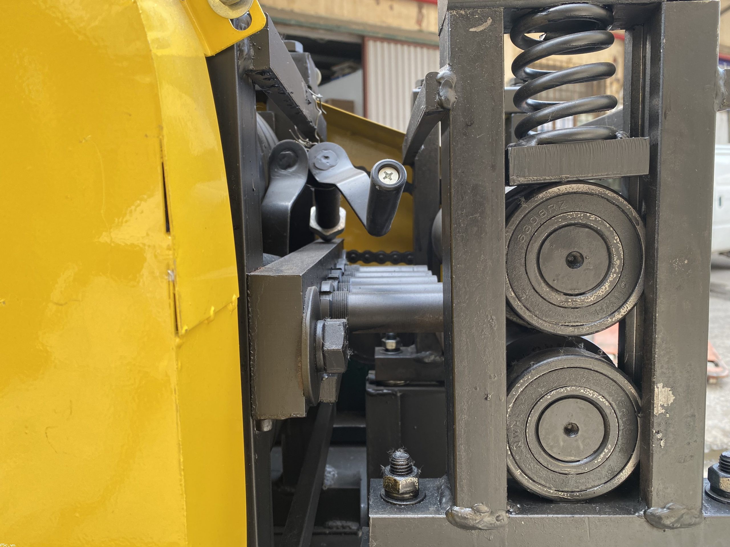 Máy duỗi cắt sắt phế liệu KL6-12C