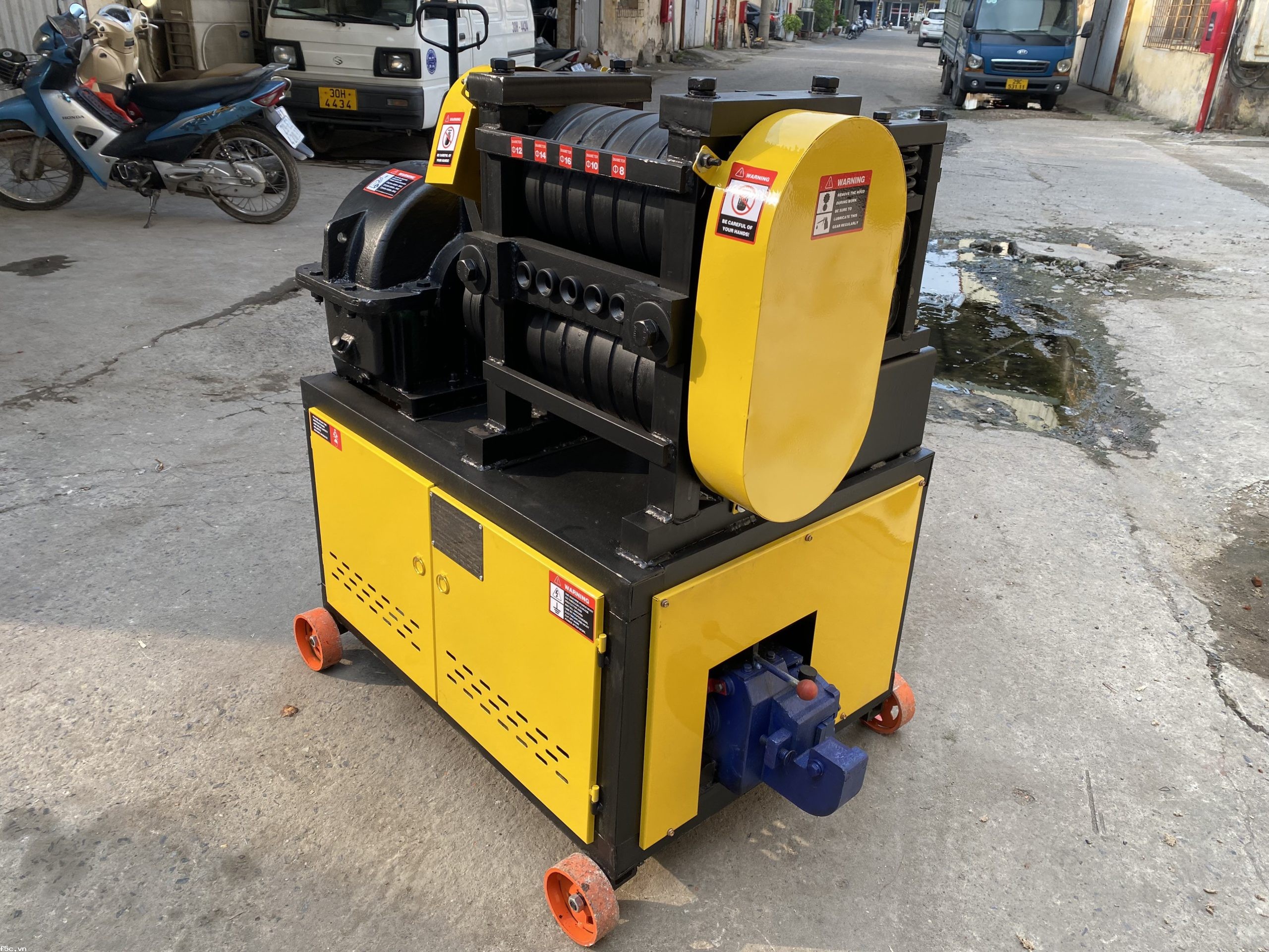 Máy duỗi cắt sắt phế liệu KL6-12C