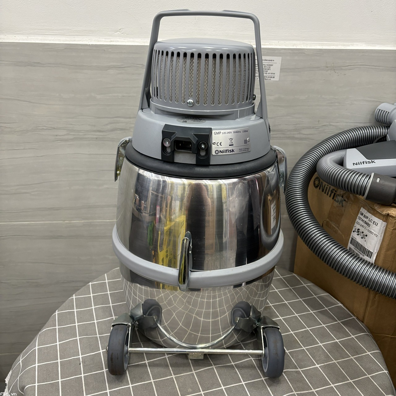 MÁY HÚT BỤI NILFISK GM80P HEPA FILTER 