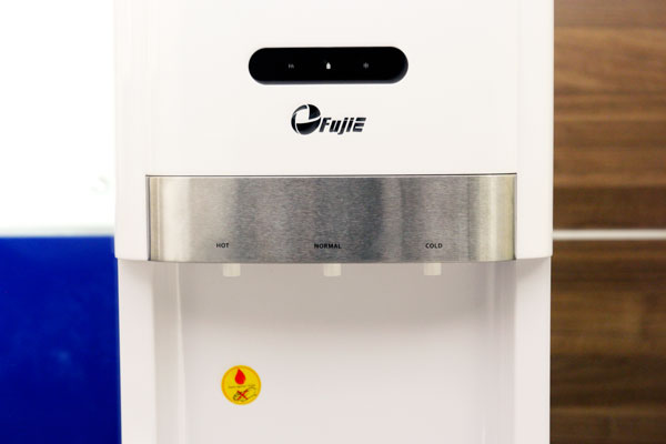 Cây nước nóng lạnh cao cấp bình âm FujiE WD6500C